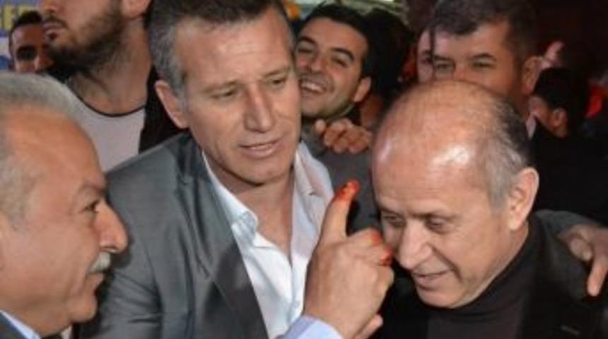 Başkan Adayı Şeboy İ&ccedil;in Kurban Kestiler