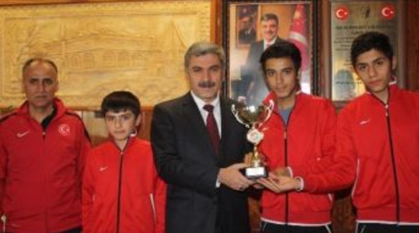 Tokat Belediye Plevnespor Grup Şampiyonu Oldu