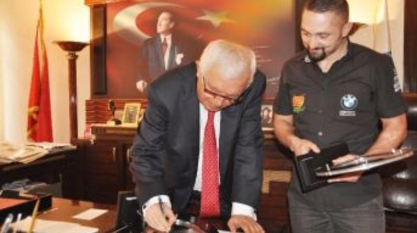 &Ouml;d&uuml;ll&uuml; Sezgin G&uuml;ney, Başkan Posbıyık&rsquo;ı Ziyaret Etti