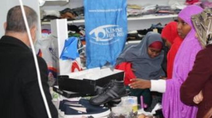 Somalili &Ouml;ğrencilere Yardım