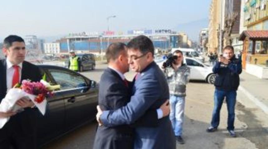 Karab&uuml;k Emniyetinde Devir Teslim T&ouml;reni Yapıldı