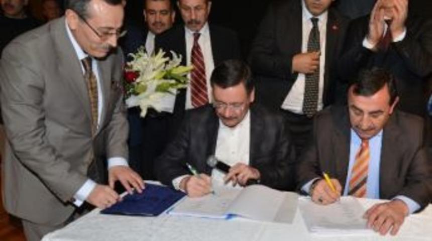 Ankara B&uuml;y&uuml;kşehir Belediyesinden İş&ccedil;ilere Y&uuml;zde 24 Zam