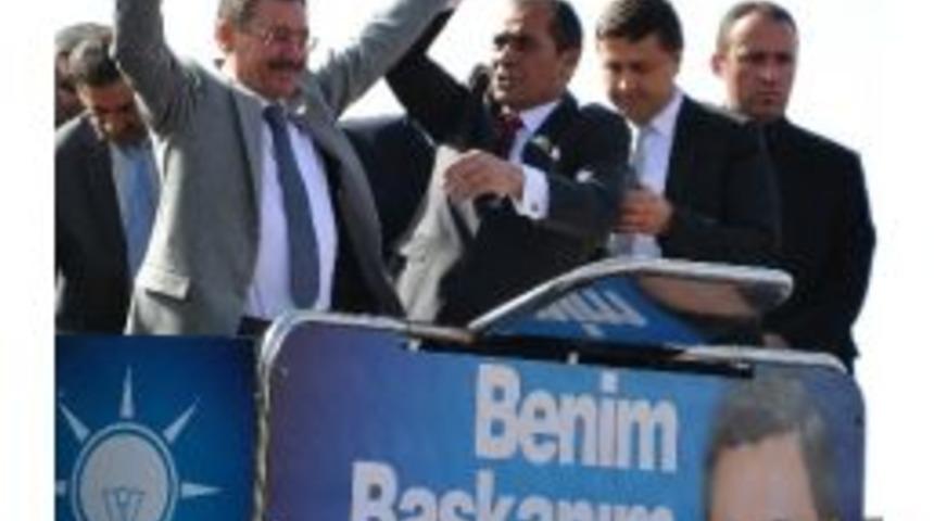 Başkan G&ouml;k&ccedil;ek Bala'da