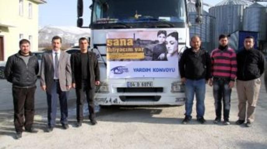 Van'dan Suriye'ye 2 Tır Yardım