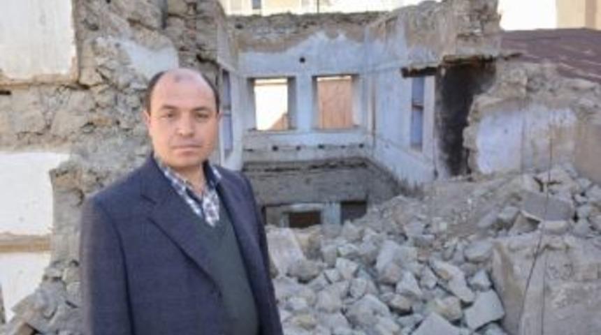 Harabe Yerler Tehlike Sa&ccedil;ıyor