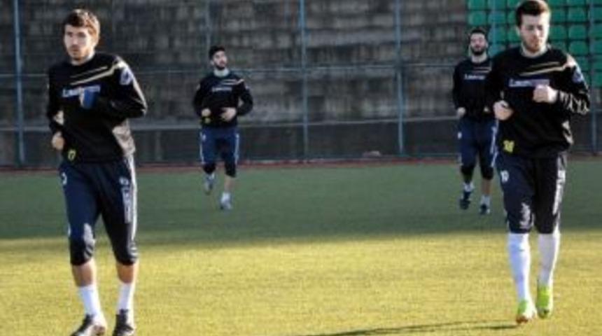 Kozlu Belediyespor, İneg&ouml;l Gen&ccedil;lerg&uuml;c&uuml;spor Ma&ccedil;ı Hazırlıklarına Başladı