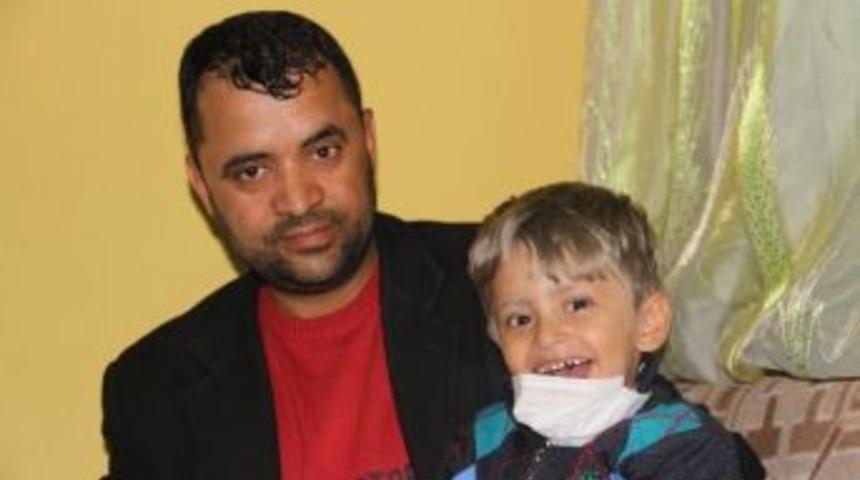 &Ccedil;aresiz Babaya Yardım Eli Uzandı