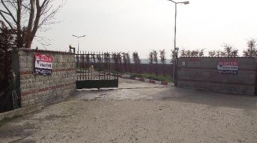 Ebru G&uuml;ndeş &Ccedil;iftliğini Satamadı