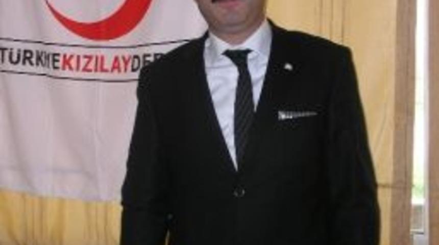 T&uuml;rk Kızılayından Kan Bağışında Bulunma &Ccedil;ağrısı
