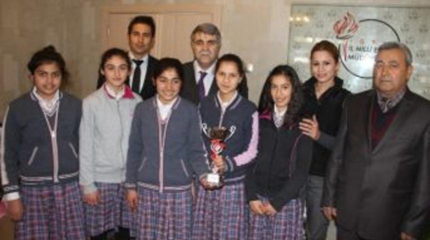 Masa Tenisi İl Birincilerinden M&uuml;d&uuml;r Aydın&rsquo;a Ziyaret