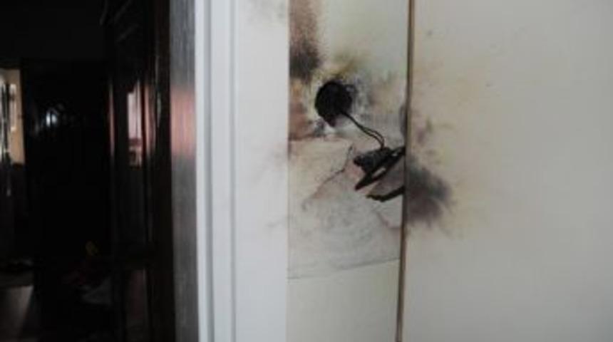 Y&uuml;ksek Gerilim Hattındaki Patlama Faciaya Neden Oluyordu