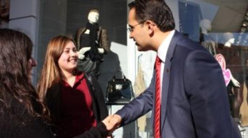 Chp'li Atila'dan Bornova'nın Sorunlarına Yerinde &Ccedil;&ouml;z&uuml;m