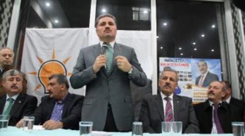 Ak Parti Heyeti, B&uuml;y&uuml;k Mustafa Paşa Mahallesi&rsquo;nde Toplantı D&uuml;zenledi