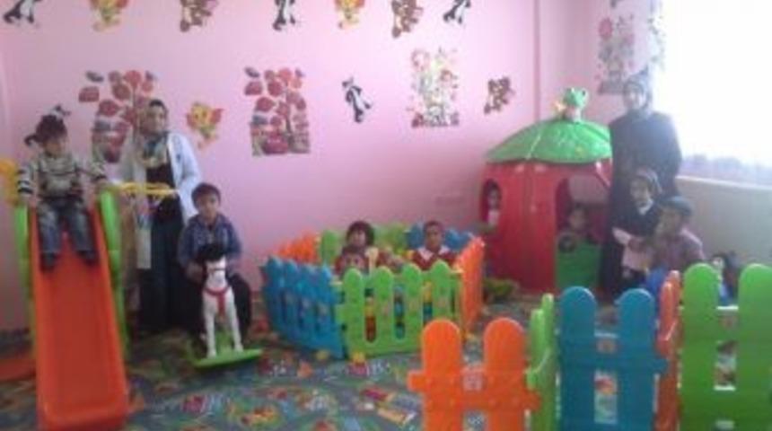 Saray İl&ccedil;esinde 2013 Yılı Oyuncak At&ouml;lyesi Projesi Tamamlandı