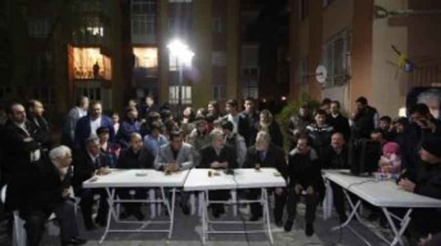 Başkan Tuna, Sincan&rsquo;ı Adım Adım Gezmeye Devam Ediyor