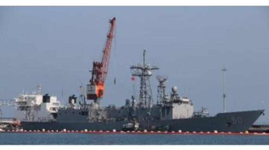 Pervanesi Zarar G&ouml;ren Abd Savaş Gemisi Onarılıyor