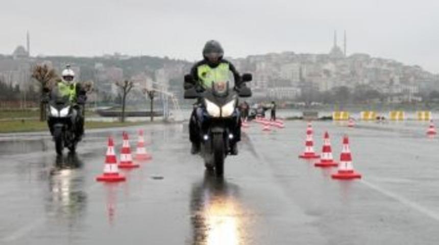 &ldquo;eğitim Almadan Yola &Ccedil;ıkmak İntihardır&rdquo;