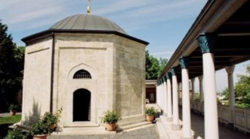 G&uuml;l Baba T&uuml;rbesi Ve &Ccedil;evresinin Restorasyonu&rsquo;na Y&ouml;nelik Mutabakat Zaptı İmzalandı