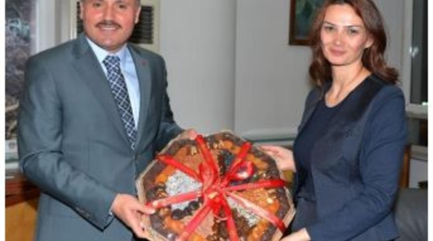 Azerbaycan Heyetinden Başkan &Ccedil;akır&rsquo;a Ziyaret