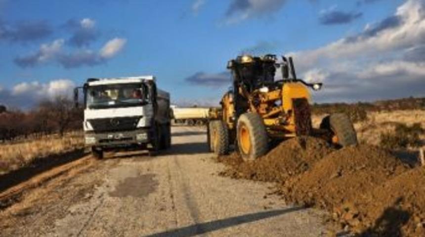 G&uuml;neykent&rsquo;de Yol Genişletme &Ccedil;alışması