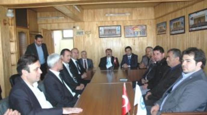 Ak Parti Heyeti Ticaret Ve Sanayi Odasını Ziyaret Etti