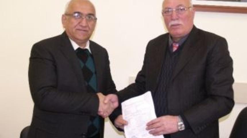 Namık Polater Mazbatasını Aldı