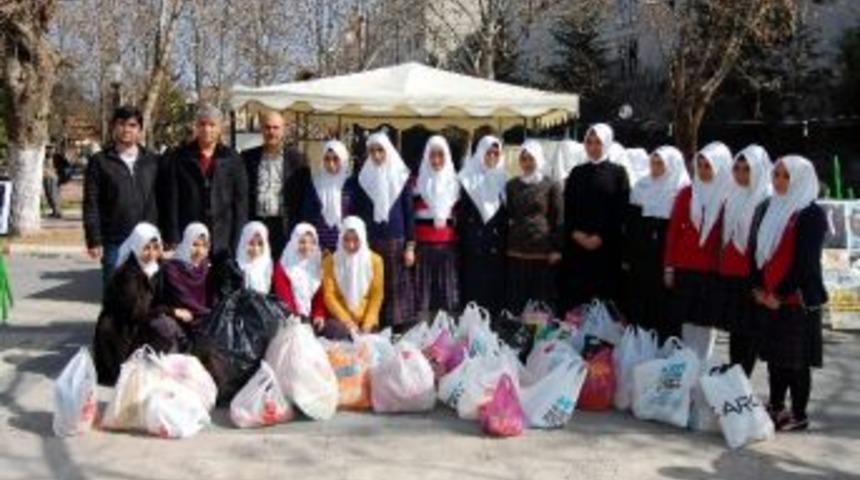 &Ouml;ğrencilerden Anlamlı Yardım