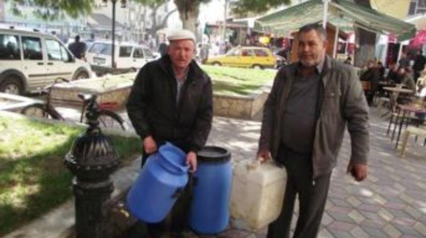 Susuzluk Erkekleri Eşlerinden Ayırdı