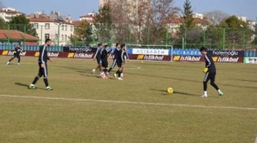 Kayseri Erciyesspor, Kardemir Karab&uuml;kspor Ma&ccedil;ı Hazırlıklarını S&uuml;rd&uuml;r&uuml;yor