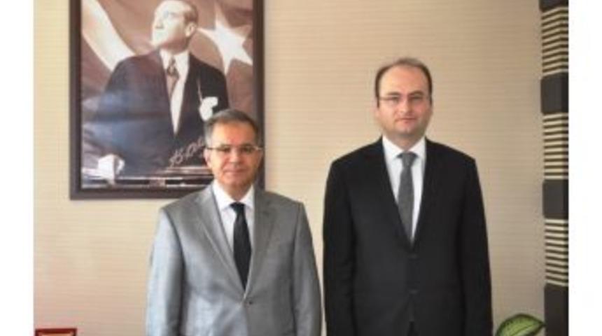 Vali Tapsız, İl&ccedil;elerde Denetlemelerini S&uuml;rd&uuml;r&uuml;yor