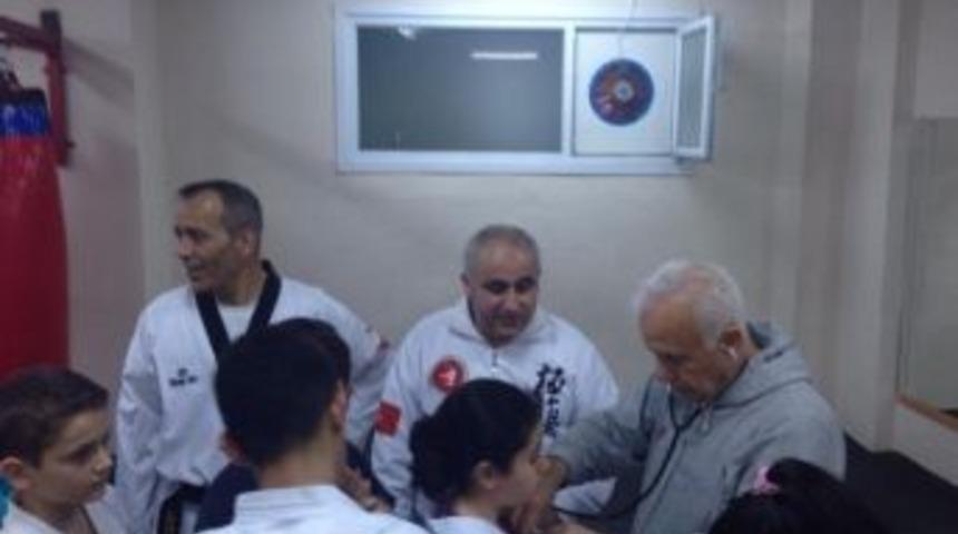 Minik Yıldız Tekvandocular Sağlık Kontrol&uuml;nden Ge&ccedil;ti