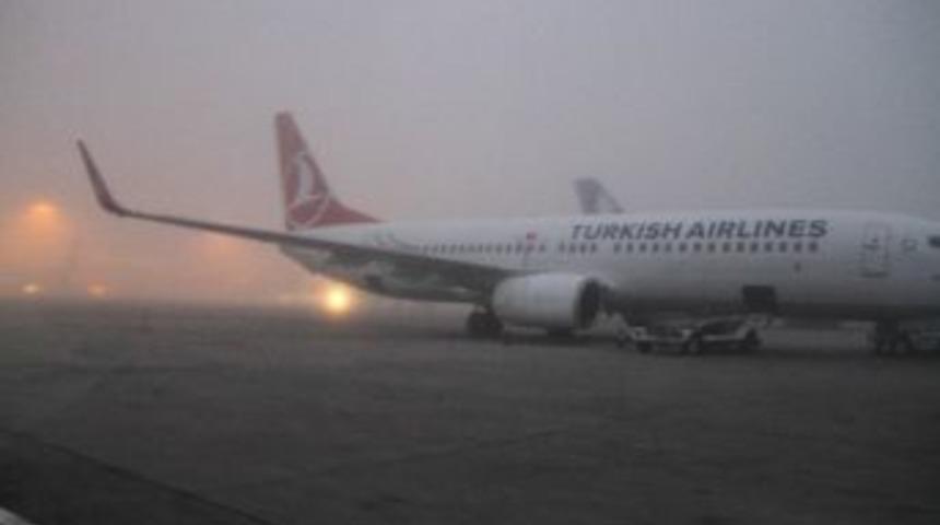 İstanbul&rsquo;a Gelen U&ccedil;aklar Ankara Ve İzmir&rsquo;e Y&ouml;nlendirildi