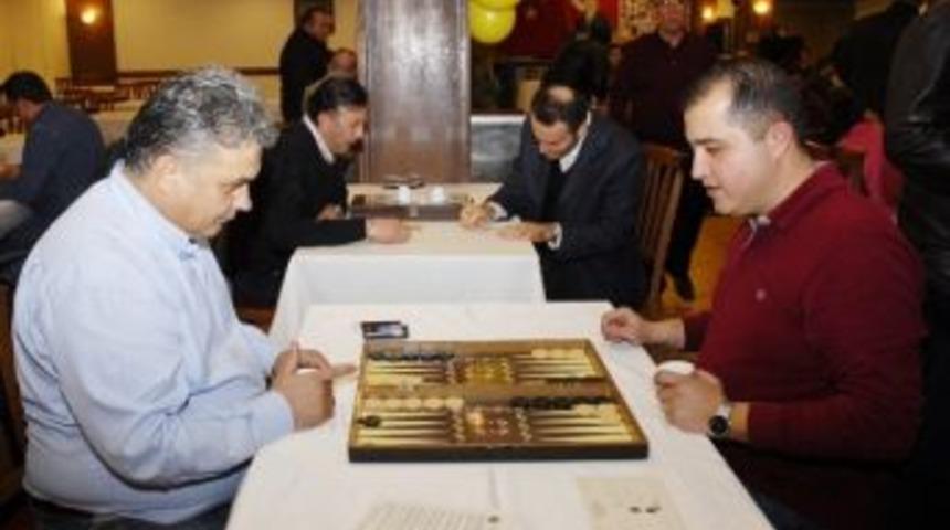 Zarlar Eğitim İ&ccedil;in D&ouml;n&uuml;yor