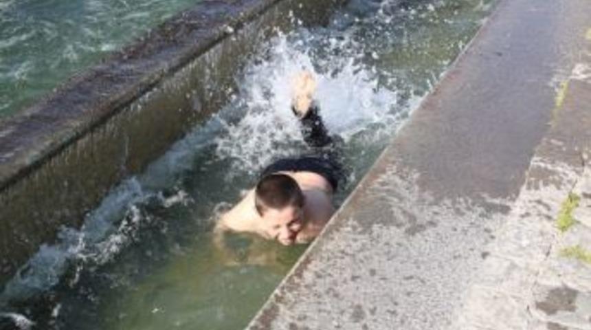 Şubat Ayında Havuz Keyfi