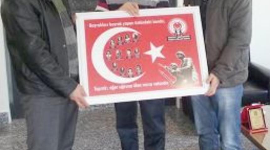 Şehit Aileleri Teşekk&uuml;r Ziyaretlerini S&uuml;rd&uuml;r&uuml;yor