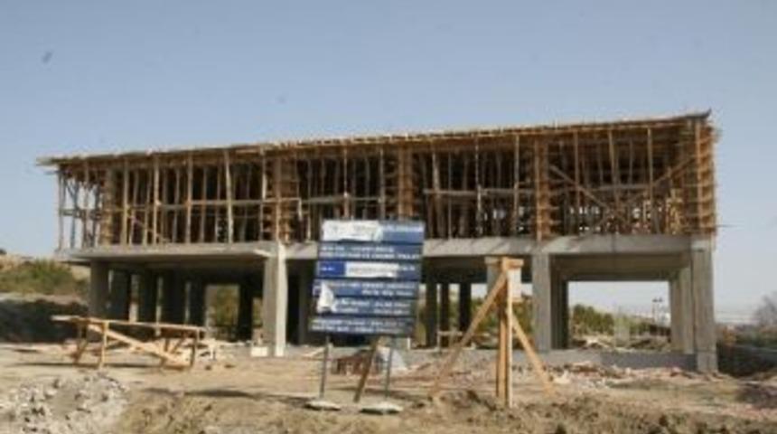 Sungurlu&rsquo;da Gen&ccedil;lik Merkezi İnşaatı Hızla Y&uuml;kseliyor