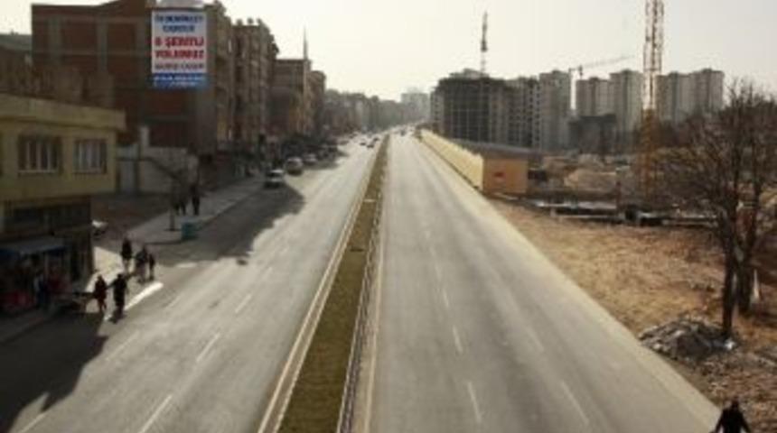 Tahmazoğlu, &ldquo;&ouml;zdemirbey&rsquo;de 40 Yıllık Sorunu &Ccedil;&ouml;z&uuml;me Kavuşturduk&rdquo;