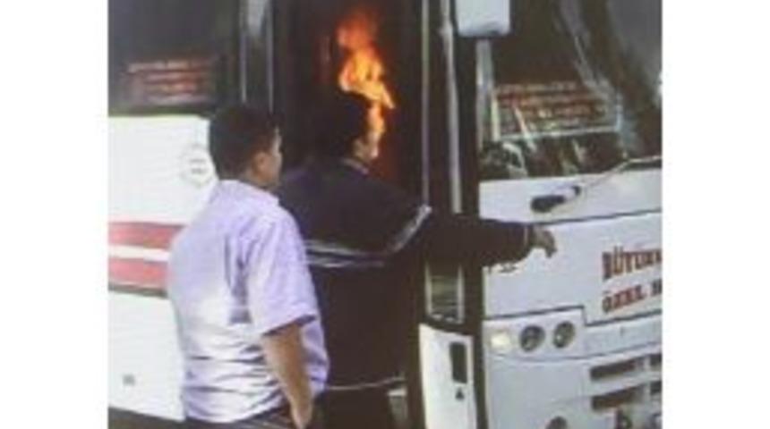 Toplu Taşıma Aracı Alev Aldı