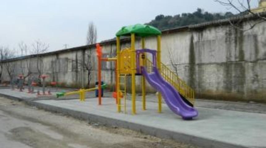 Yeni Mahalle &Ccedil;ocuk Parkına Kavuştu