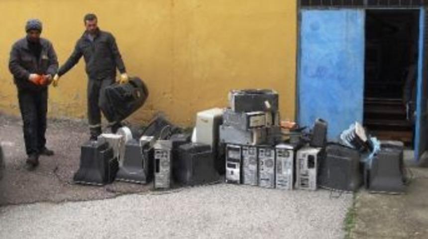 Belediyeden Elektronik Atık Uyarısı