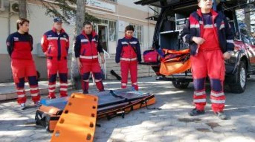 D&uuml;nyaya &Ouml;rnek Ekip; Umke