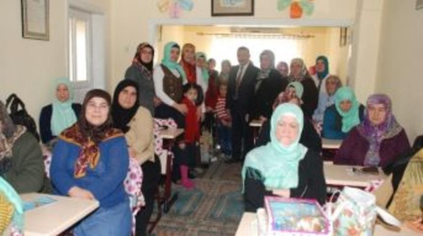 Başkan Doğan Kuran Kurslarını Ziyaret Ediyor