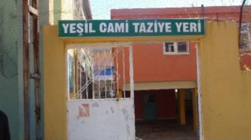 Caminin G&uuml;venlik Kamerası &Ccedil;alındı