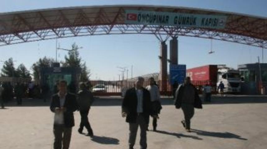 Suriyelilerin &Uuml;lkelerinden Ka&ccedil;ışları S&uuml;r&uuml;yor