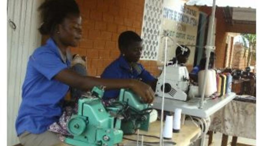 Togo Deo Gratıas El Zanaatları Merkezi Faaliyetlerine Başladı