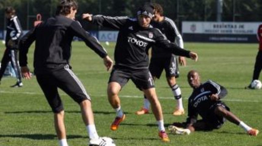 Beşiktaş, Galatasaray Ma&ccedil;ı Hazırlıklarını S&uuml;rd&uuml;r&uuml;yor