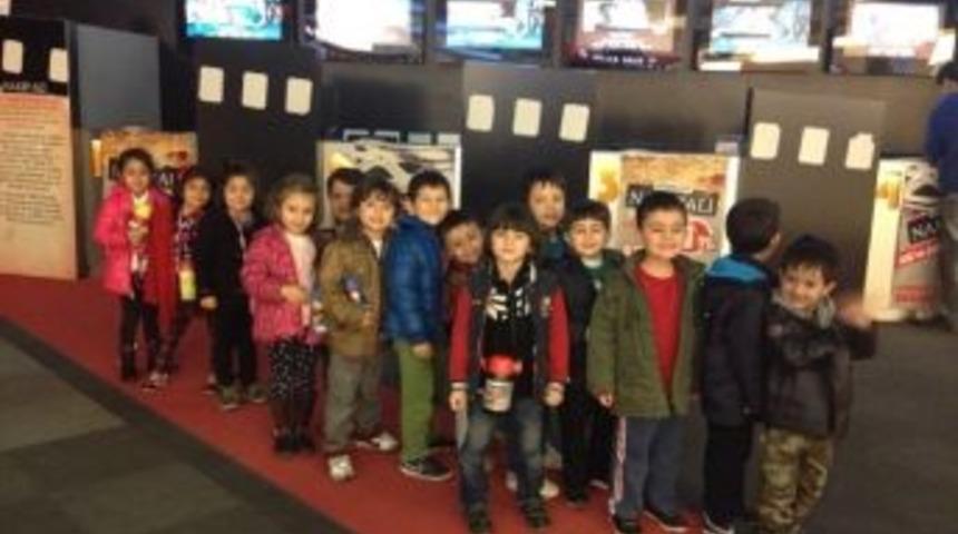 Gkv &Ouml;zel Anaokulu &Ouml;ğrencilerinin Sinema Keyfi