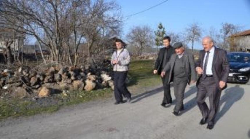 Mehmet Uzun Başiğdir K&ouml;y&uuml;nde İncelemelerde Bulundu