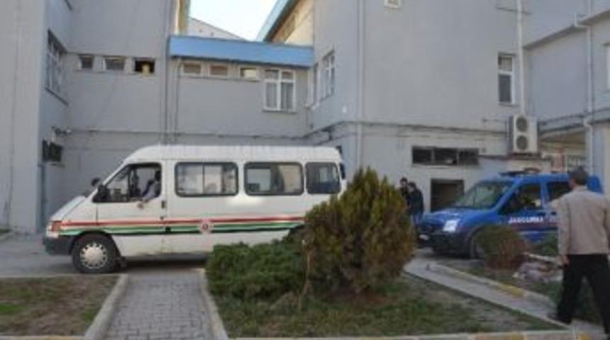 Minib&uuml;s&uuml;n &Ccedil;arptığı Yaya &Ouml;ld&uuml;
