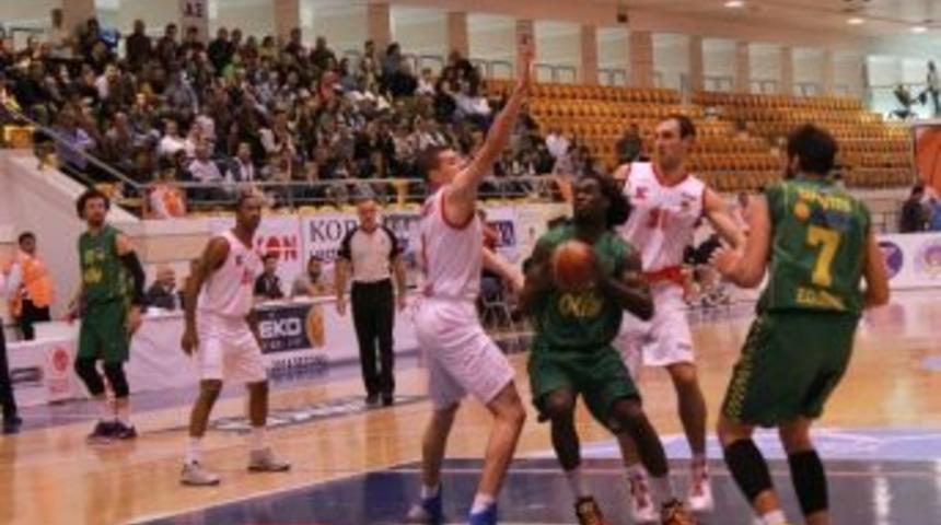 Olin Edirne, Aykon Ted Ankara Kolejliler Karşısında